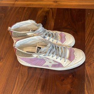 Revolve x Golden goose mid star